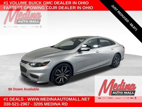 Used 2018 Chevrolet Malibu LT FWD image 1