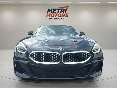 Used 2022 BMW Z4 sDrive30i w/ M Sport Package image 9