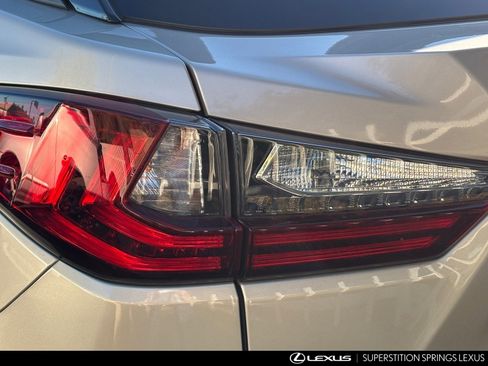 Used 2019 Lexus RX 450h AWD image 9