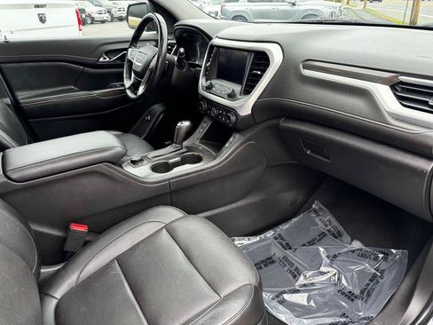 Used 2019 GMC Acadia SLT AWD/4WD image 14