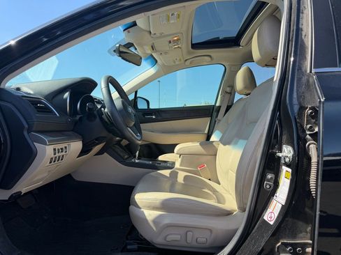 Used 2019 Subaru Outback 2.5i Limited AWD/4WD image 5
