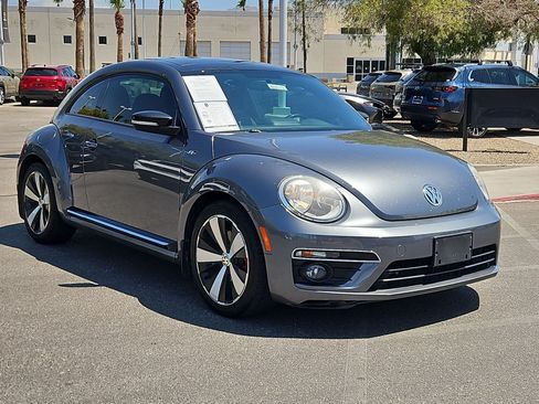 Used 2014 Volkswagen Beetle R-Line FWD image 7