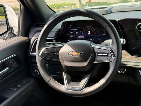 Used 2025 Chevrolet Tahoe LT AWD/4WD image 13