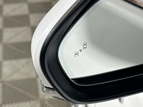 Used 2021 Toyota Avalon Limited w/ Advanced Safety Package image 16