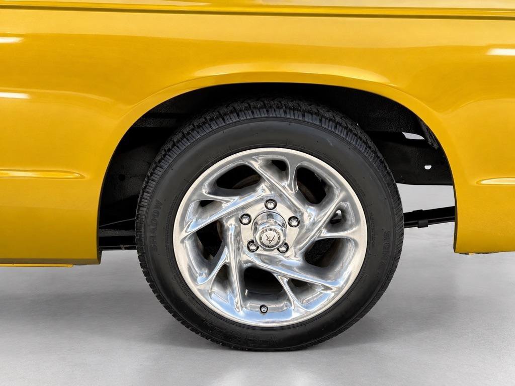 Used 1991 Chevrolet S10 Pickup 2WD Regular Cab image 9