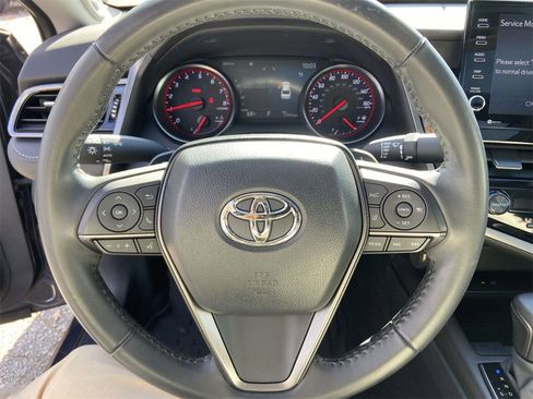 Used 2023 Toyota Camry XSE image 32