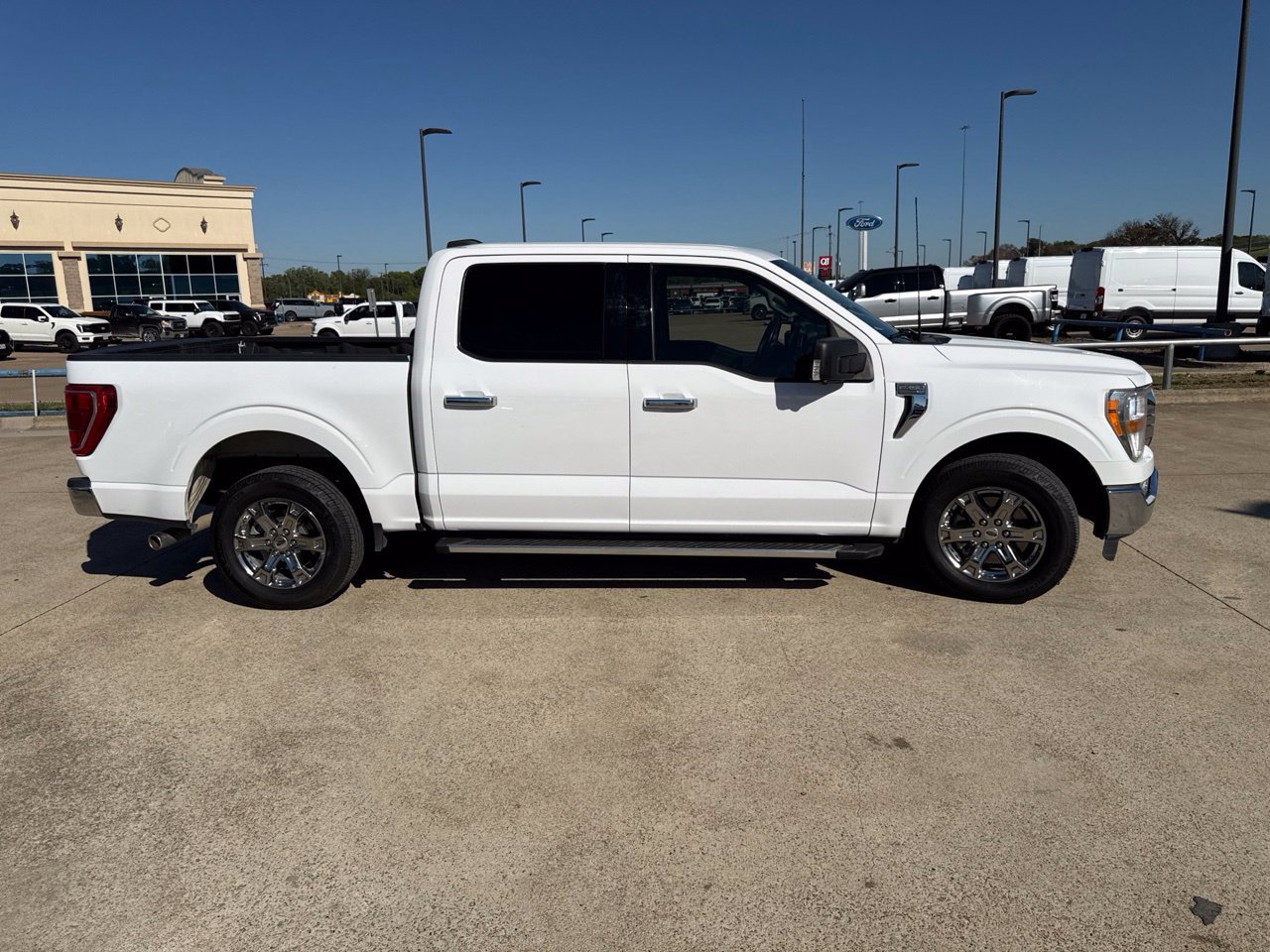 Used 2022 Ford F150 XLT w/ Equipment Group 301A Mid RWD image 17
