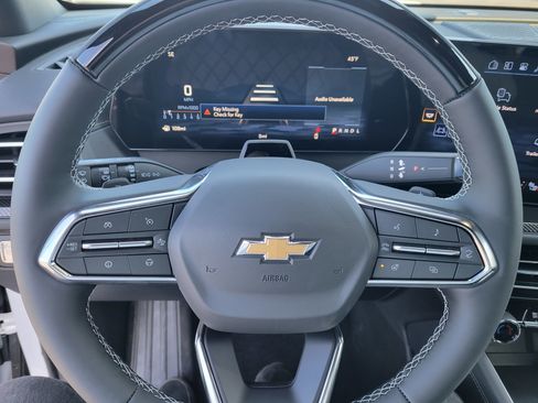 New 2026 Chevrolet Traverse High Country w/ LPO, Floor Liner Package image 16