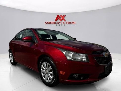 Used 2011 Chevrolet Cruze LT FWD image 8