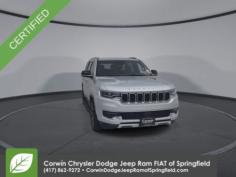 Certified 2024 Jeep Wagoneer Series III image 4