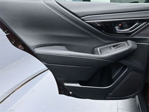 Used 2024 Subaru Outback Limited image 23