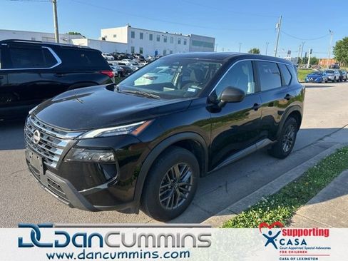 Used 2024 Nissan Rogue S FWD image 1