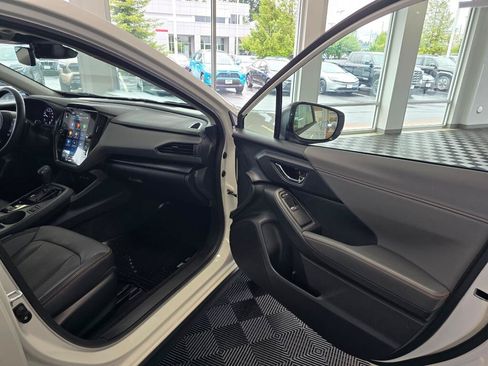 Used 2024 Subaru Crosstrek 2.5i Limited w/ Crosstrek Mirror Package AWD/4WD image 41