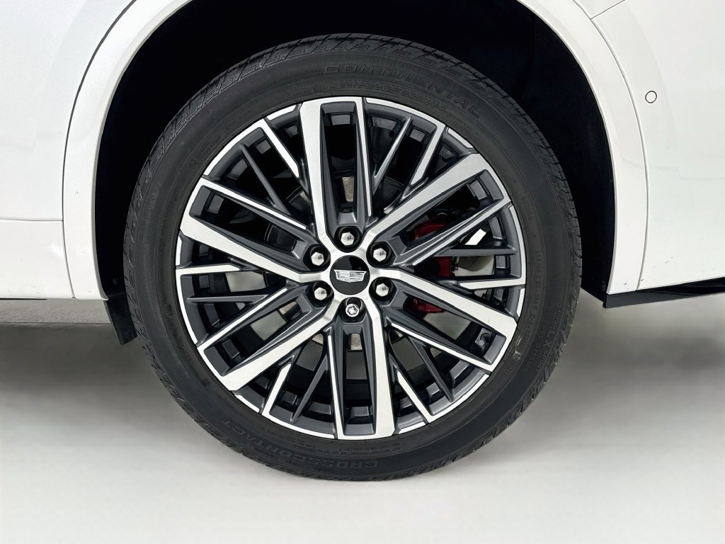 Used 2022 Cadillac XT6 Sport w/ Technology Package AWD/4WD image 33