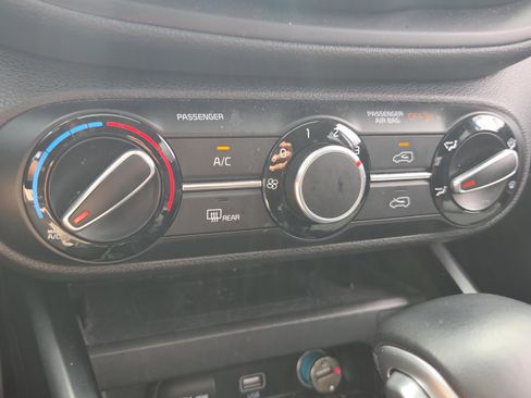 Used 2020 Kia Soul GT-Line w/ GT 2.0L Power Sunroof Package image 21