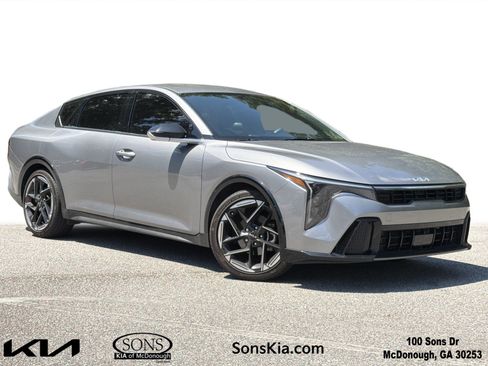 Certified 2025 Kia K4 GT-Line FWD image 1