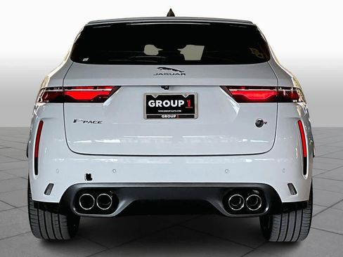 Used 2023 Jaguar F-PACE SVR image 5