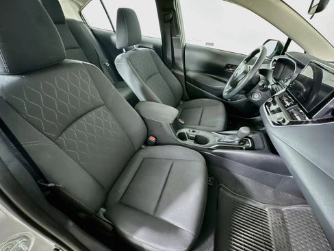 Used 2025 Toyota Corolla LE FWD image 29