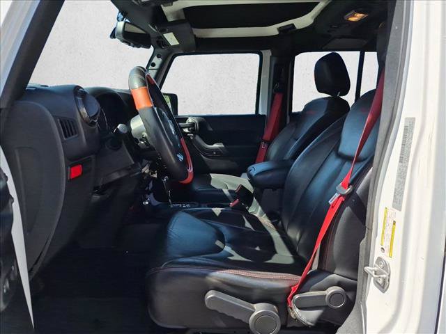 Used 2018 Jeep Wrangler Unlimited Rubicon AWD/4WD image 14
