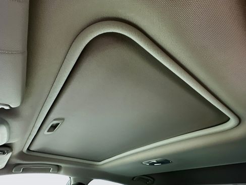 Used 2024 Subaru Crosstrek 2.0i Premium image 25