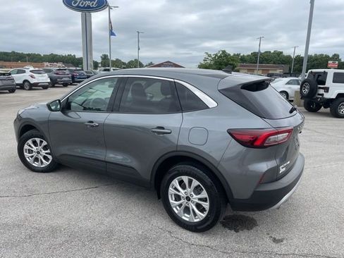 Used 2023 Ford Escape Active w/ Tech Pack #1 AWD/4WD image 6
