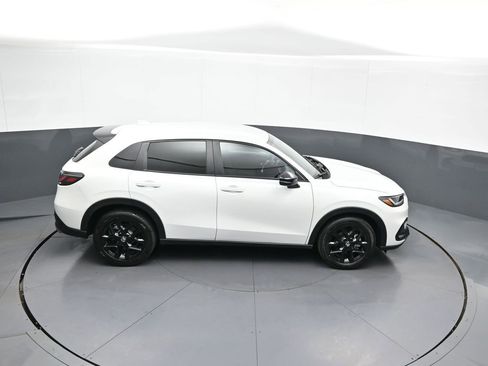 Used 2024 Honda HR-V Sport image 35