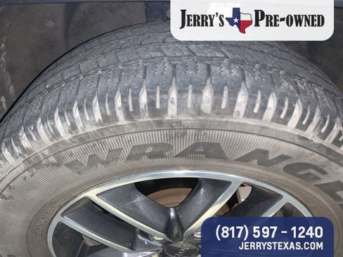 Used 2019 Jeep Grand Cherokee Limited image 10