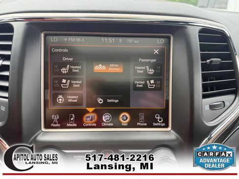 Used 2015 Jeep Grand Cherokee Overland w/ Advanced Technology Group AWD/4WD image 23