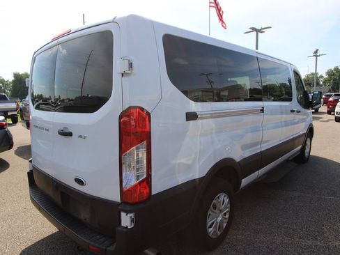 Used 2025 Ford Transit 350 XLT RWD image 6