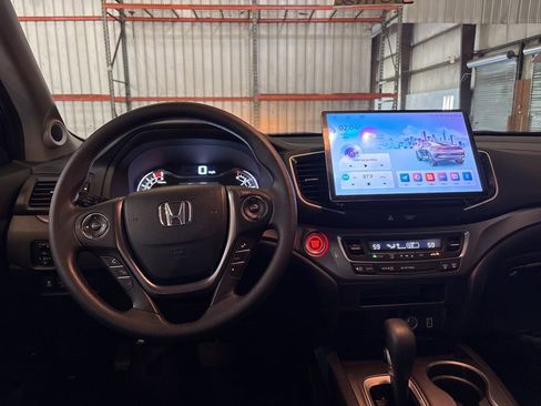Used 2019 Honda Ridgeline Sport image 17