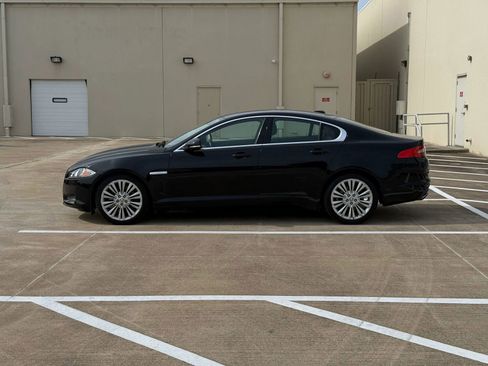 Used 2012 Jaguar XF Portfolio RWD image 4