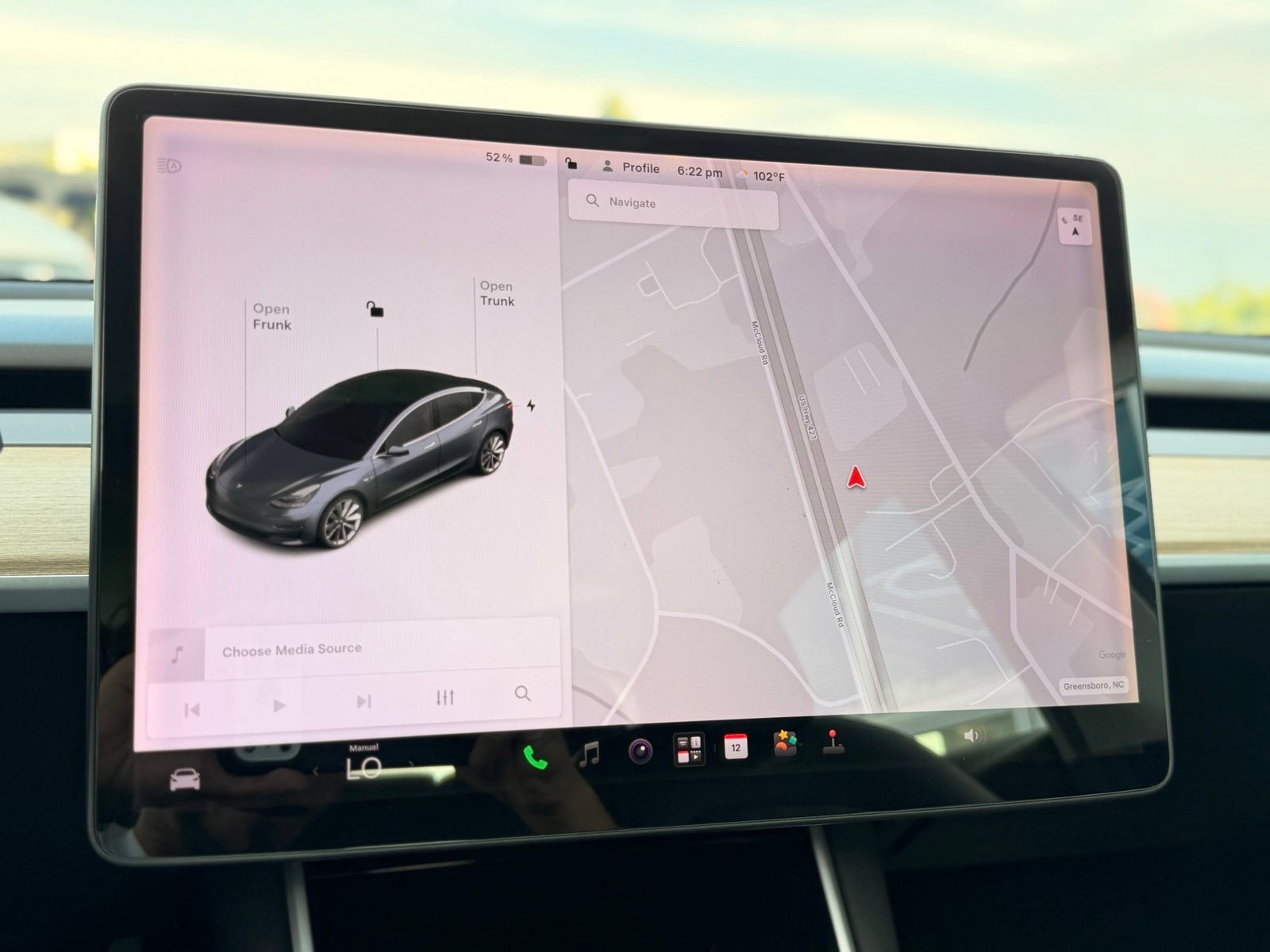 Used 2018 Tesla Model 3 Mid Range RWD image 30