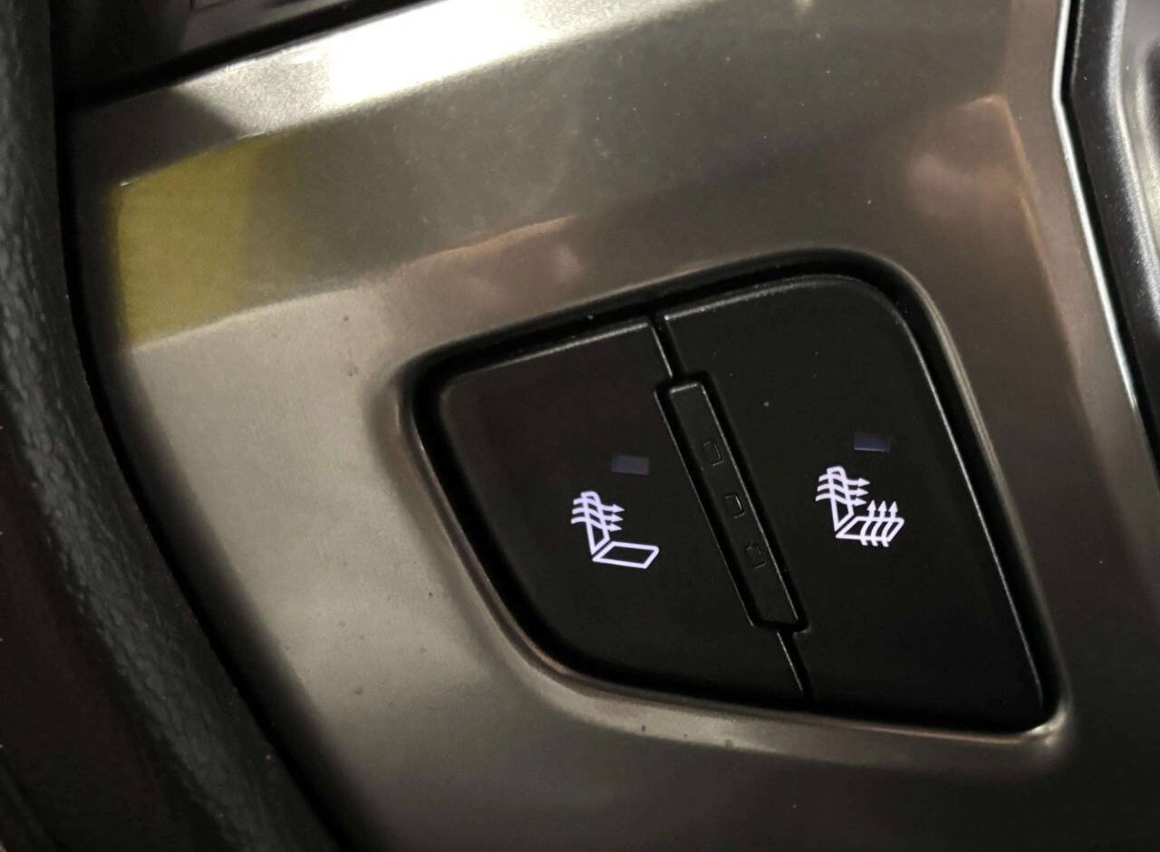 Used 2018 Chevrolet Silverado 1500 LTZ Z71 AWD/4WD image 33