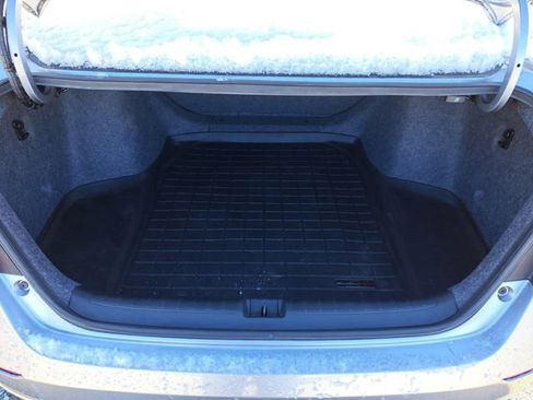 Certified 2018 Honda Accord LX image 24