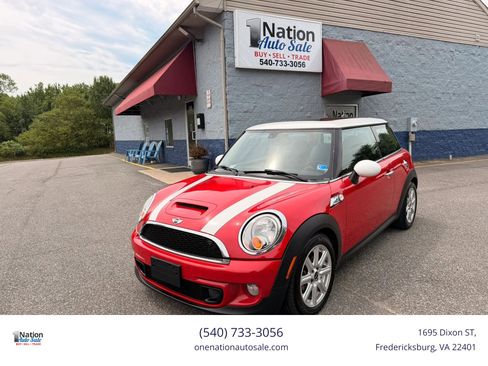 Used 2013 MINI Cooper S FWD image 1