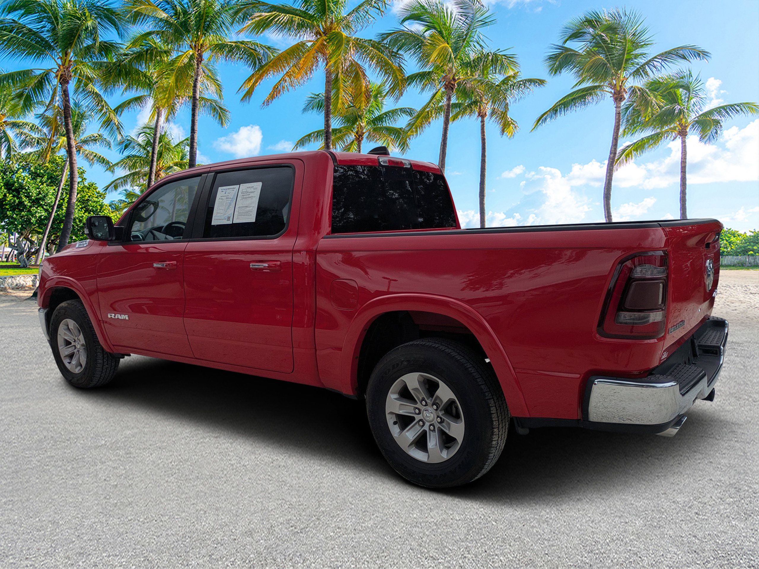 Used 2022 RAM 1500 Laramie AWD/4WD image 6