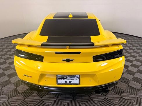 Used 2018 Chevrolet Camaro ZL1 RWD image 7