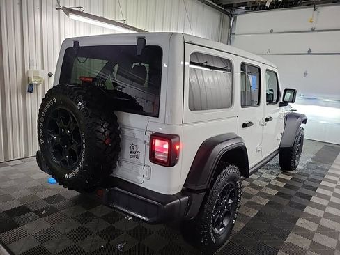 Used 2023 Jeep Wrangler Unlimited w/ Sun & Screen Package image 5