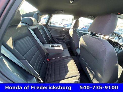 Used 2024 Volkswagen Jetta Sport image 30