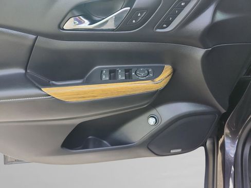 Used 2017 GMC Acadia Denali FWD image 21
