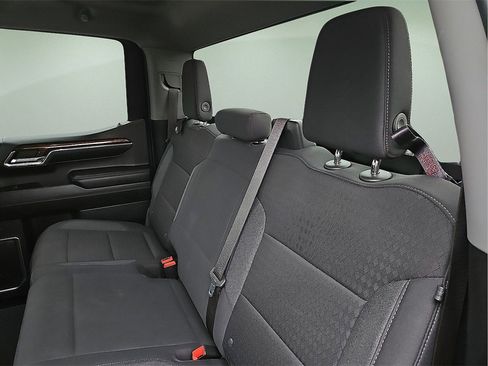 Used 2024 GMC Sierra 1500 SLE image 14