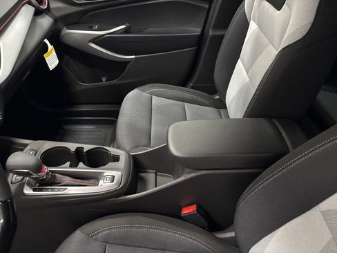 New 2026 Chevrolet Trax RS w/ Driver Confidence Package image 16