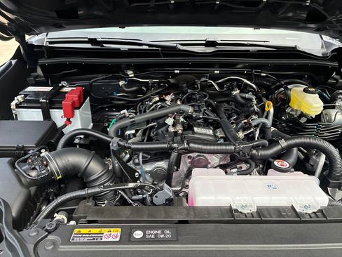 New 2026 Toyota 4Runner SR5 AWD/4WD image 29