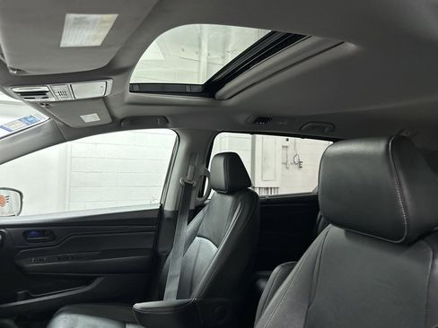 Used 2021 Honda Odyssey EX-L image 34