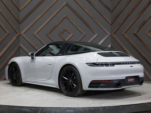 Used 2021 Porsche 911 Targa 4 image 11