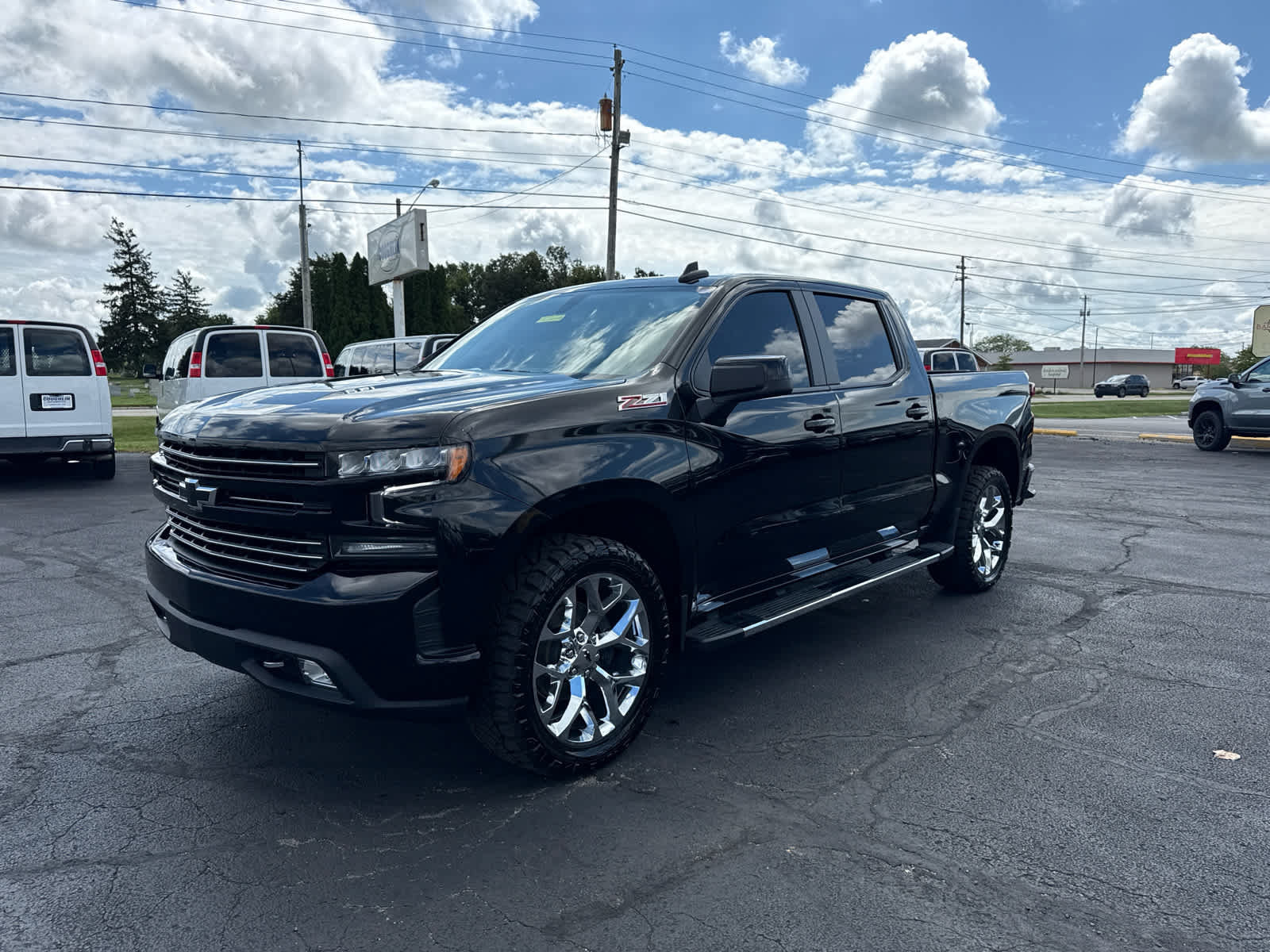Certified 2022 Chevrolet Silverado 1500 RST AWD/4WD image 1