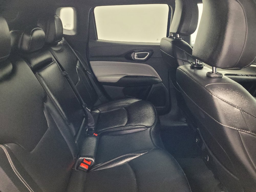 Used 2025 Jeep Compass Limited AWD/4WD image 19