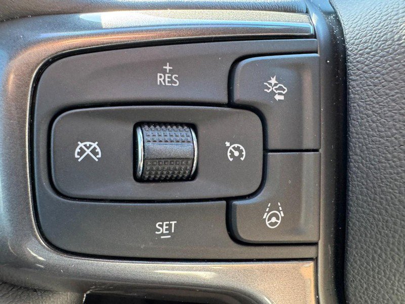 Used 2026 Chevrolet Silverado 1500 High Country AWD/4WD image 17