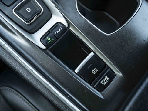 Used 2020 Honda Accord Sport image 28