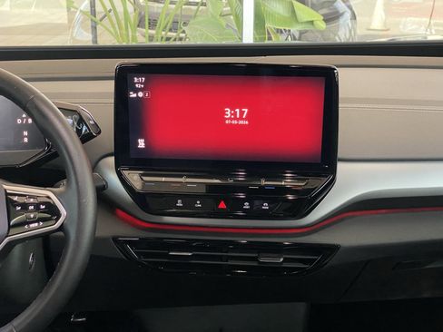 Certified 2023 Volkswagen ID.4 Pro AWD/4WD image 25